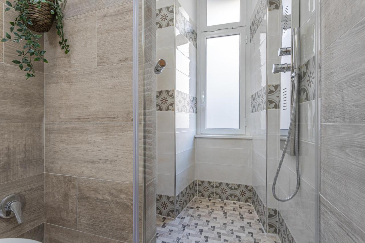 Adriana'S Suites In Prati Close To Vatican Museum Rome Exterior photo